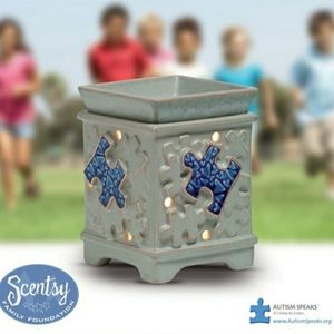 Retired Scentsy Autism Awareness Puzzle Full Size Wax Warmer "Piece by Piece"